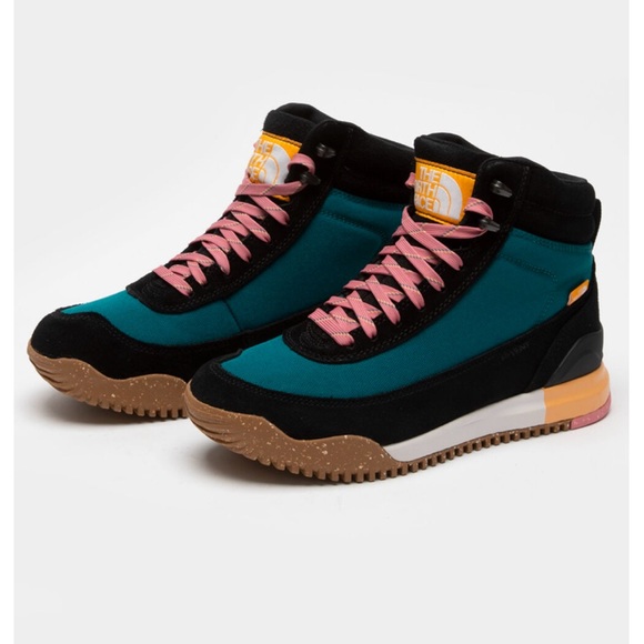 North face back to Berkeley III waterproof boots - Picture 2 of 10